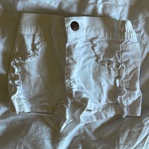 BABY GIRL white shorts, stretchy waist band. Size 3-6 months
